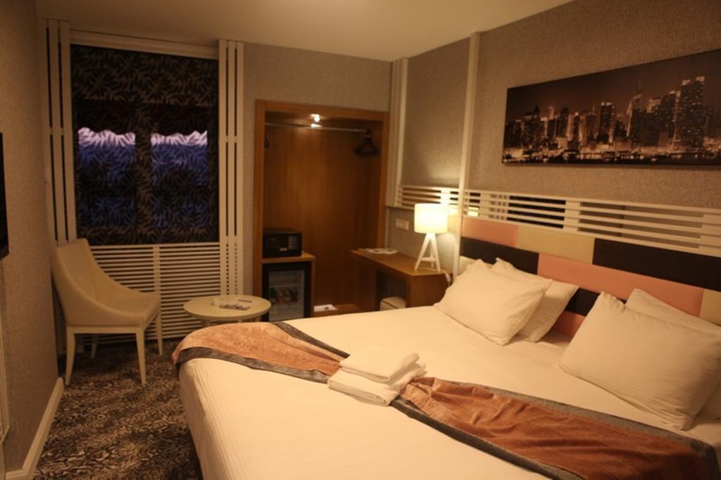 Manhattan Hotel Анкара Экстерьер фото
